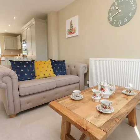 No 8 Cairn * Leyburn